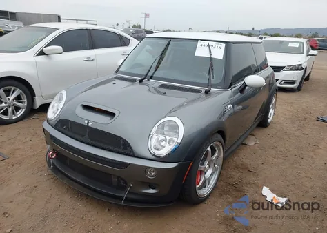 2004 Mini Cooper S from USA, damaged, VIN WMWRE33494TD86494